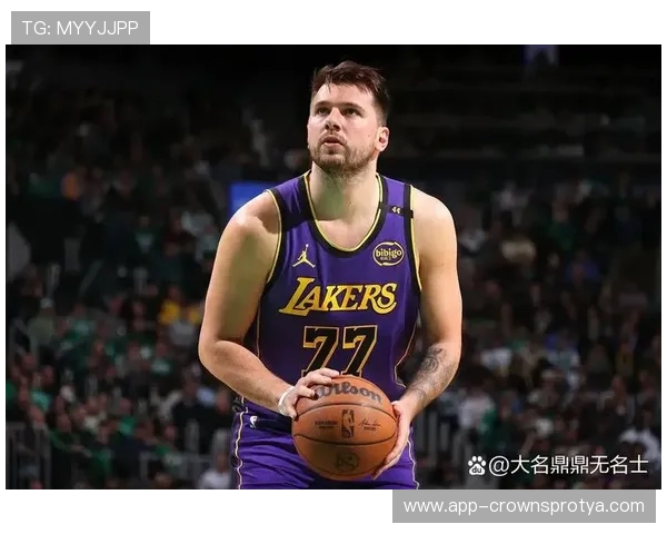 东契奇挡拆拉开空间助攻提升独行侠关键时刻效率