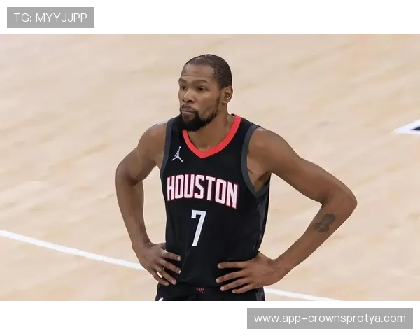 冠军诺维茨基无球拉扯空间 对比杜兰特靠持球冲击